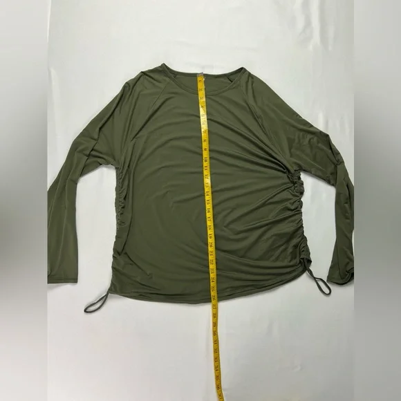 Under Armour Ruched Side Long Sleeve Top Size 2XL - Picture 7 of 10